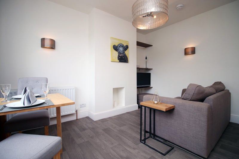 Room Luckington Road in Bristol