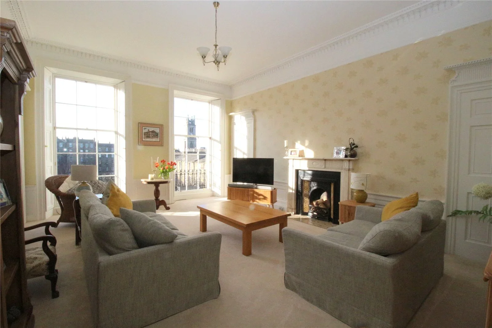 Flat Dundas Street in City of Edinburgh