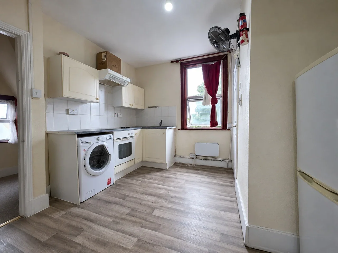 Flat Francis Road in Greater London