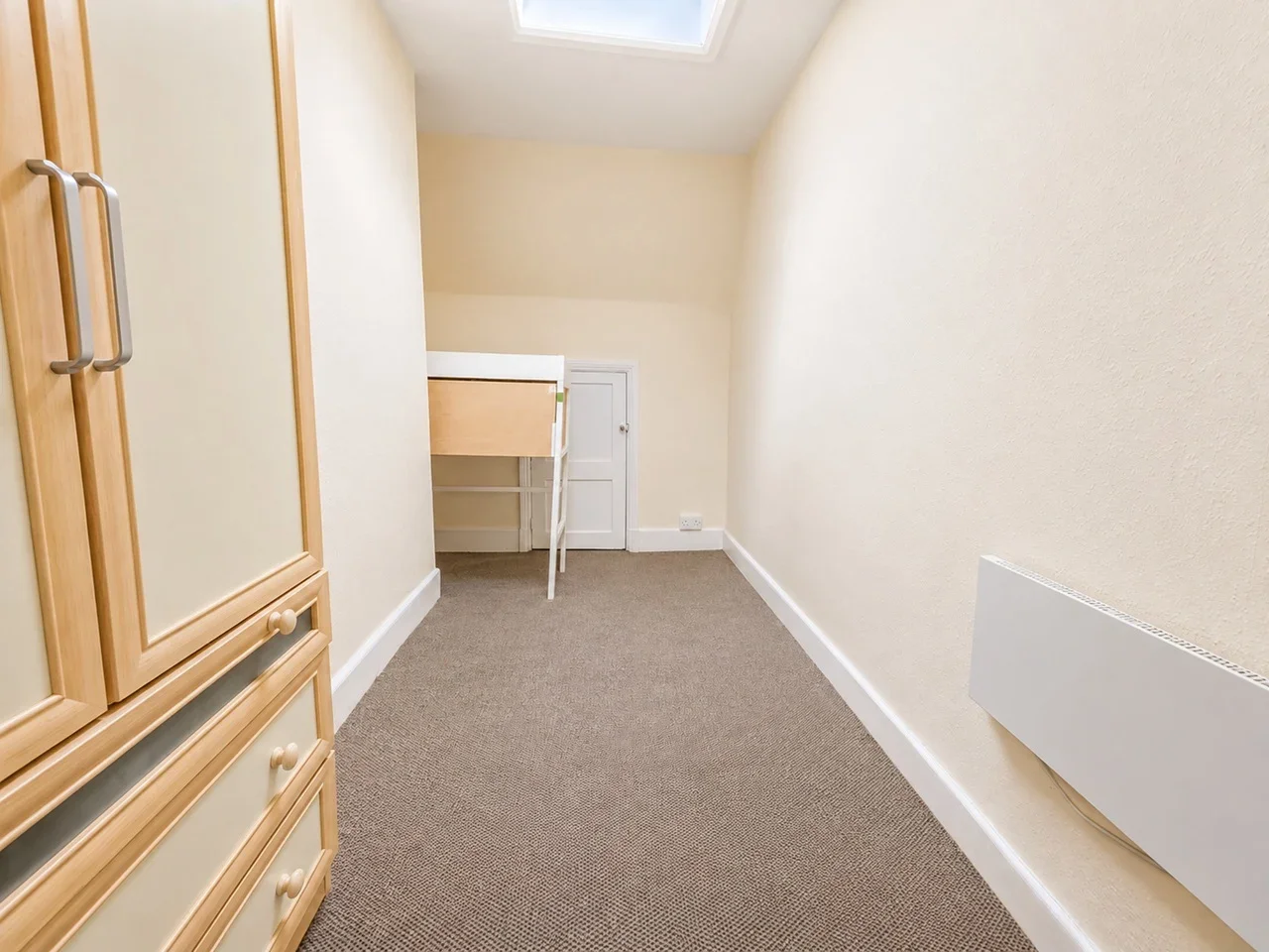 Flat Francis Road in Greater London