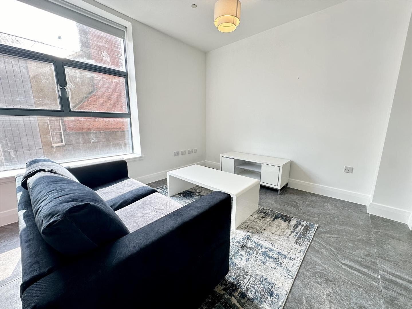 Flat Mount Stuart Square in Cardiff