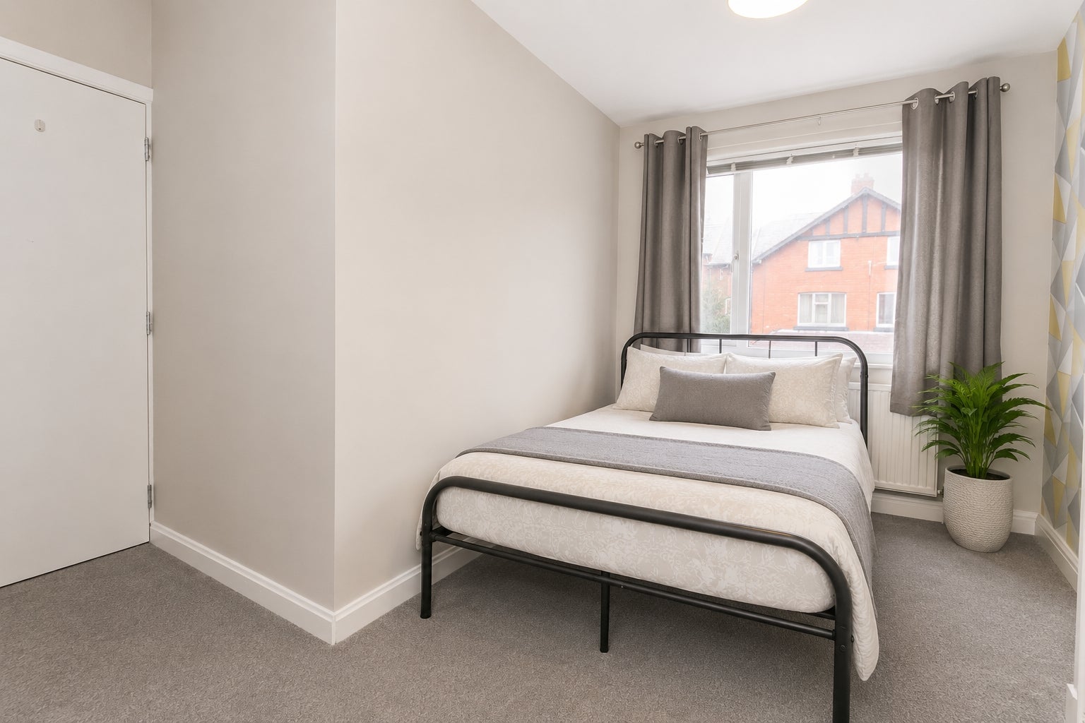 House Hessle Road in Leeds