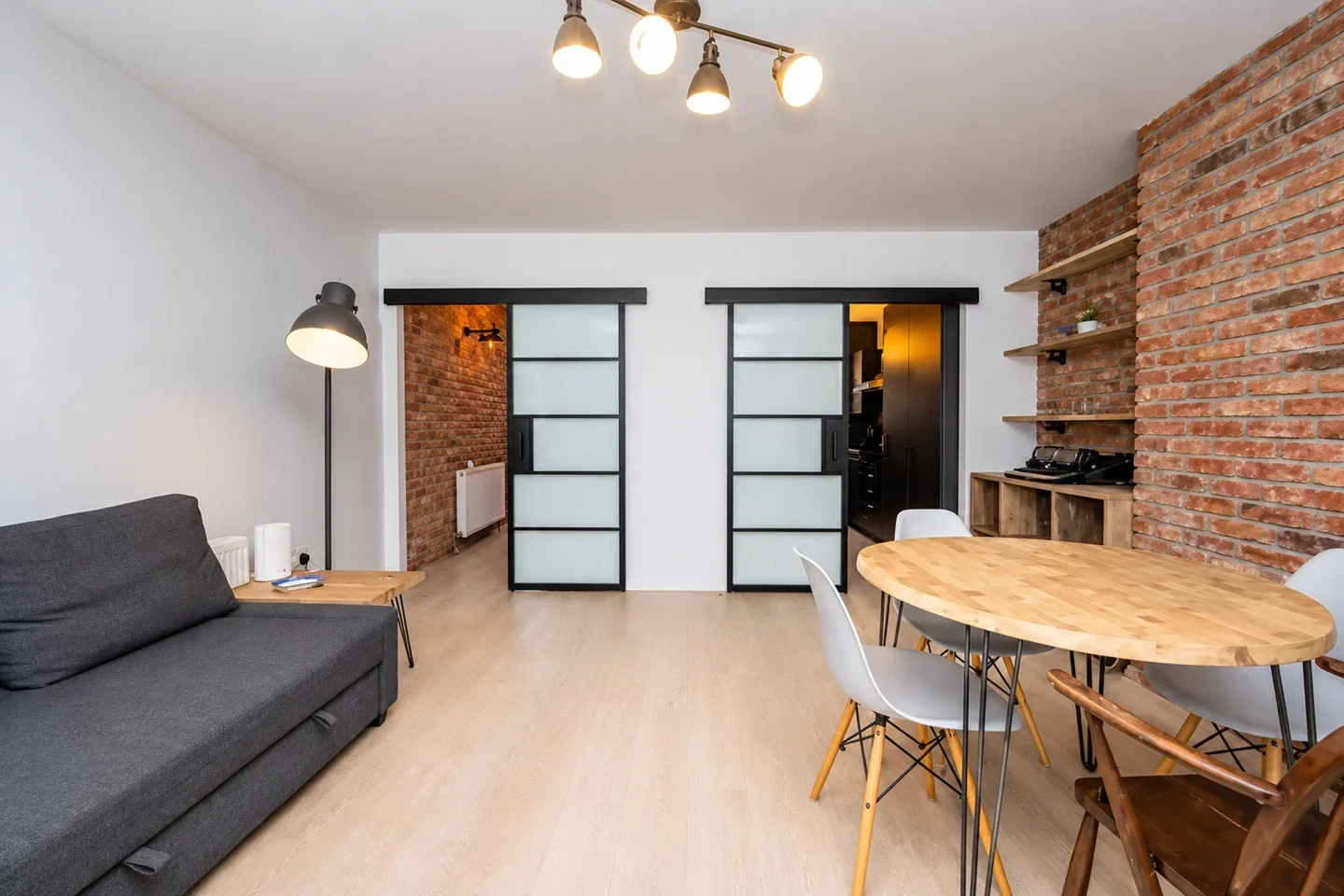 Flat Wimbourne Street in Greater London