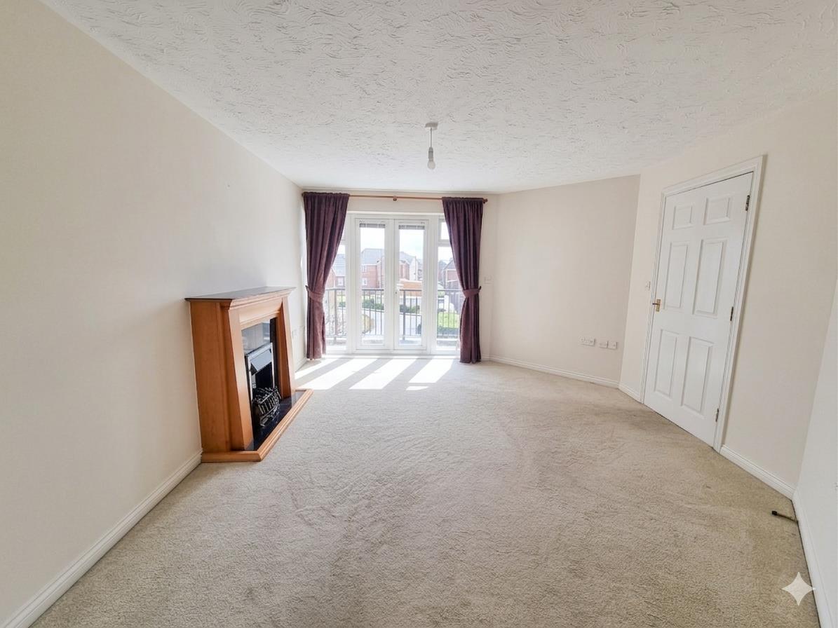 Flat Hayling Close in Gosport