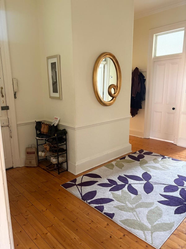 Room Thirlestane Road in City of Edinburgh