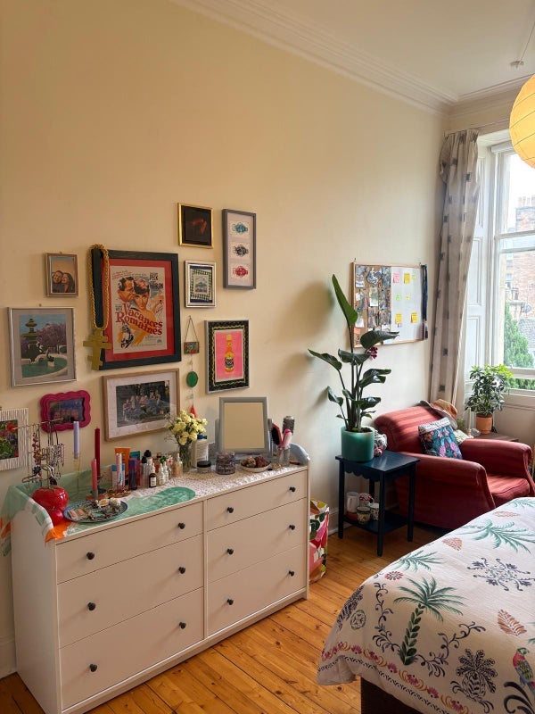 Room Thirlestane Road in City of Edinburgh