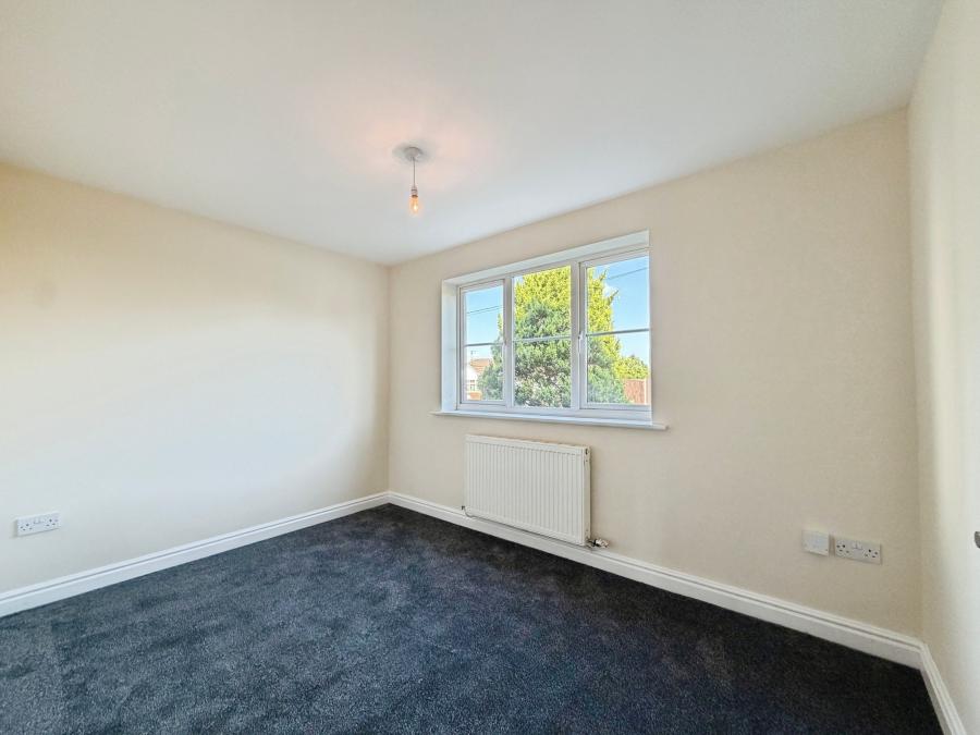 Flat Greenall Street in Ashton-in-Makerfield