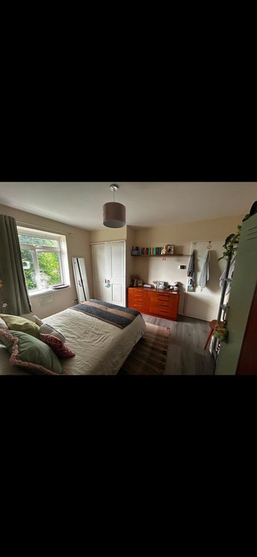 Room Dacres Road in Greater London