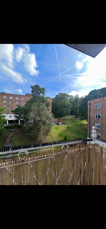 Room Dacres Road in Greater London