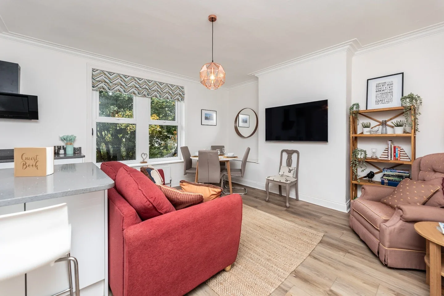 Flat Oakwood Mount in Leeds