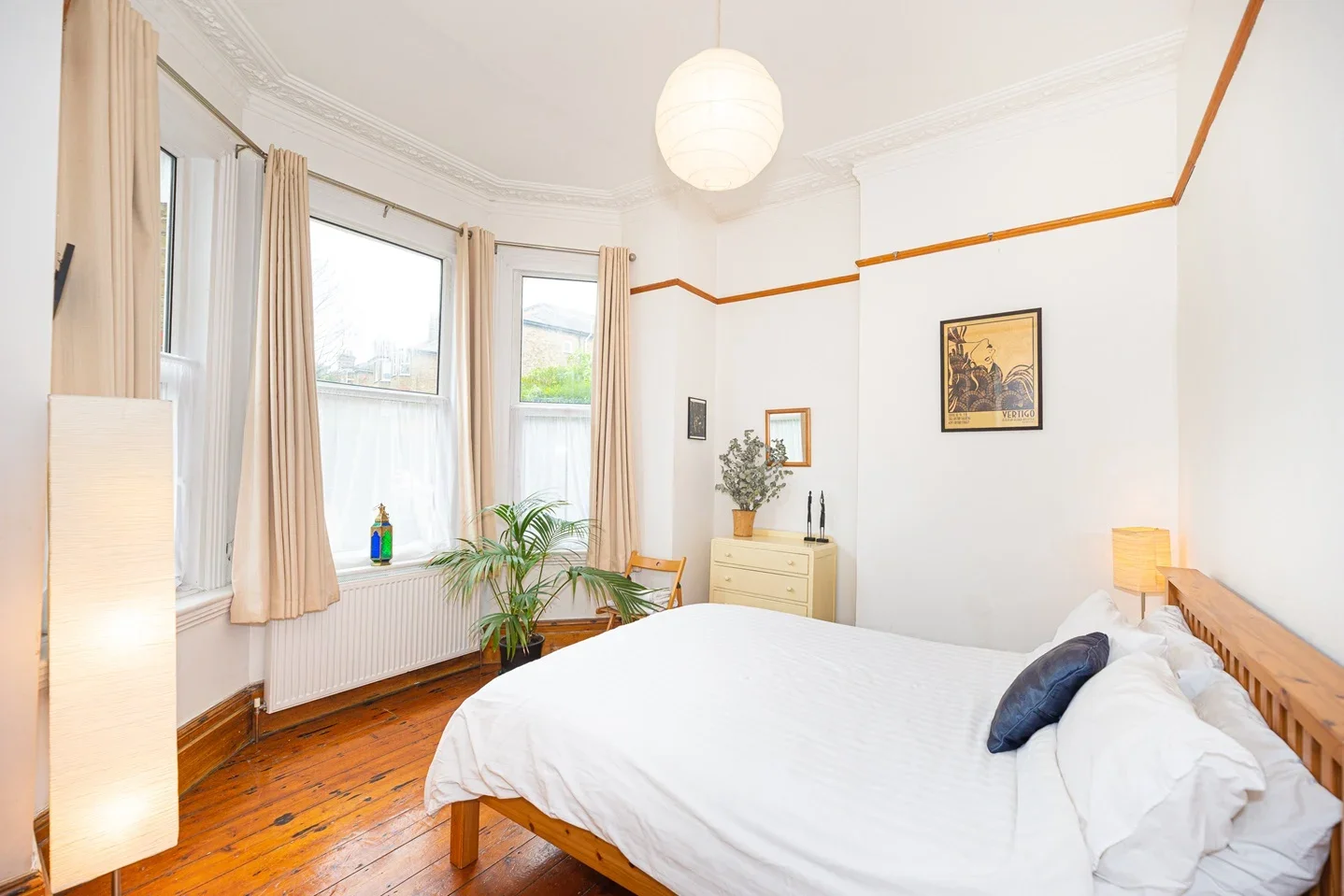 Flat Tierney Road in Greater London
