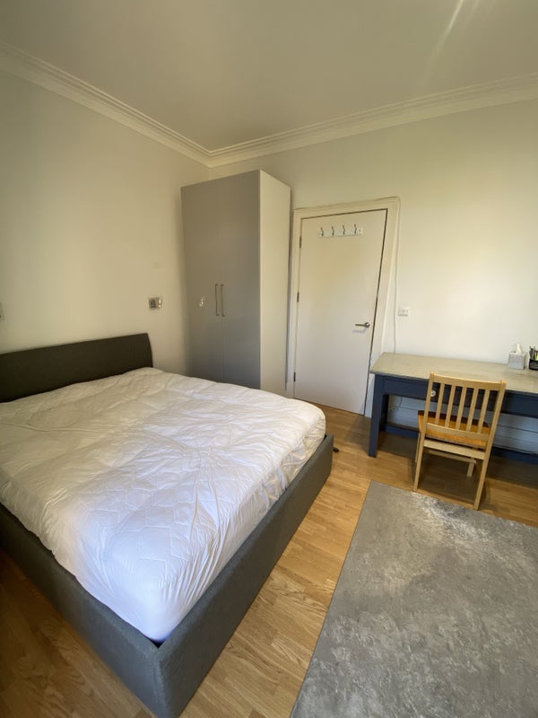Room Church Road in Greater London