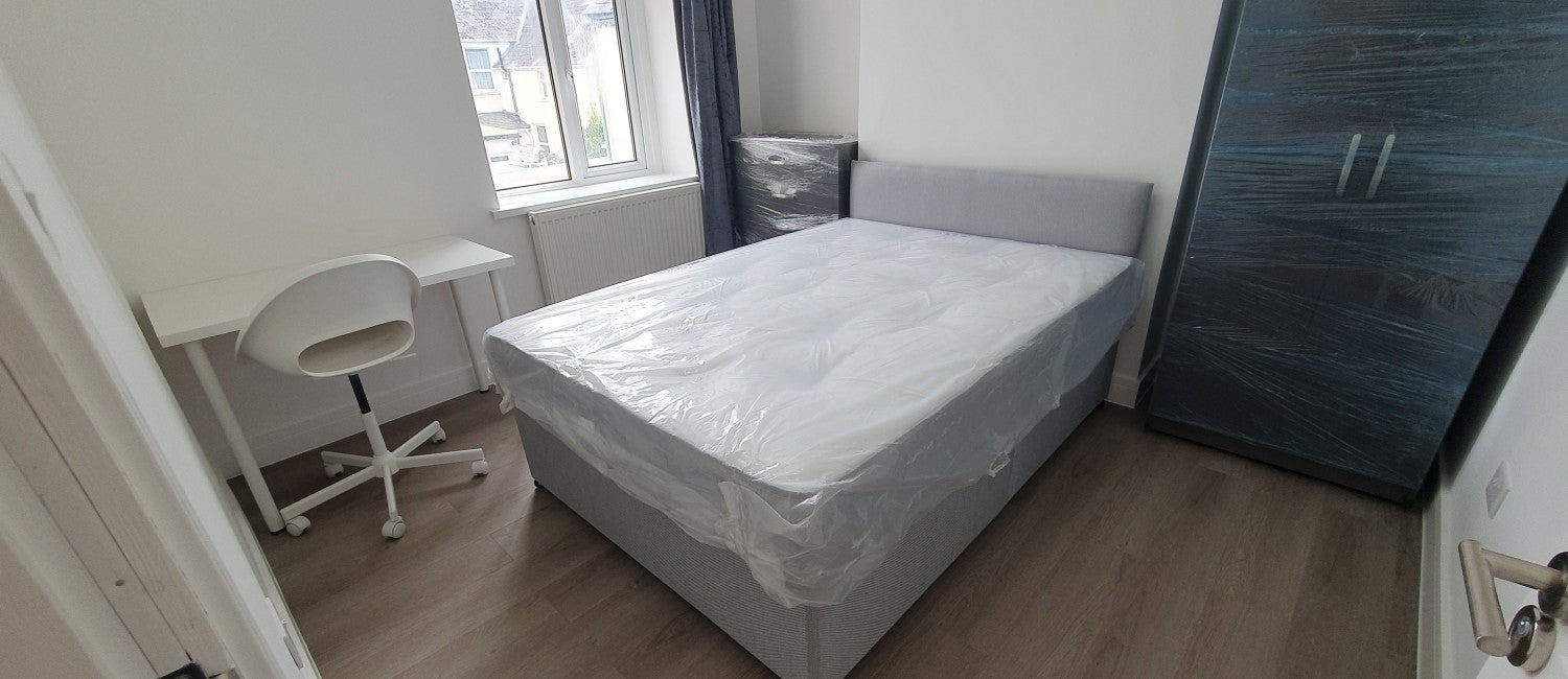 Flat Strathnairn Street in Cardiff
