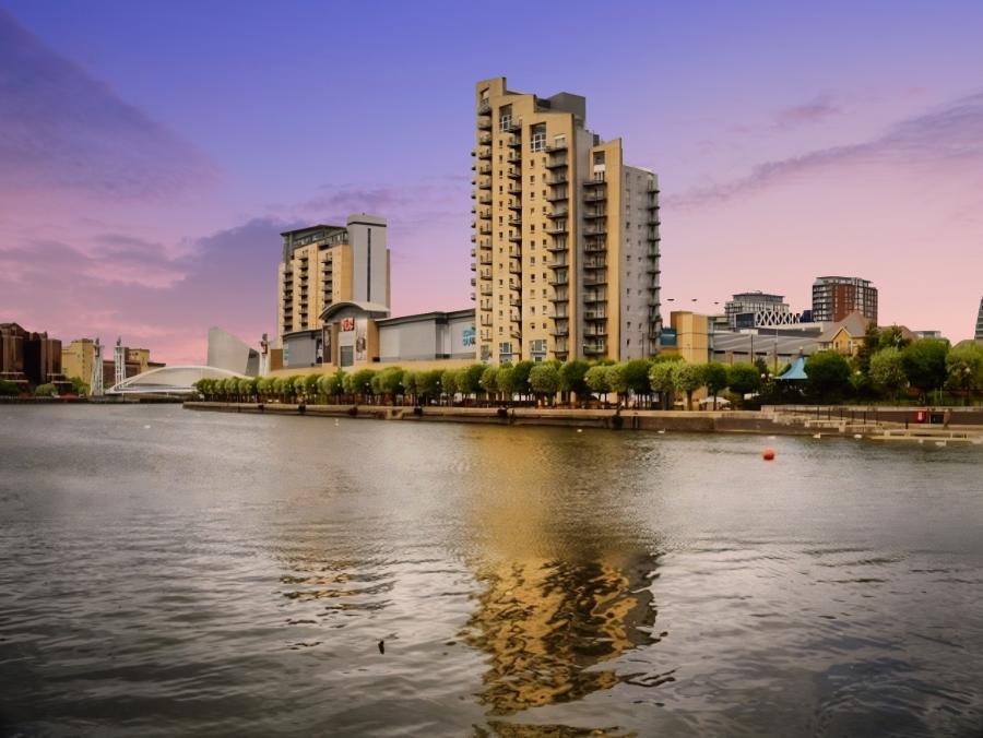 Flat The Quays in Salford