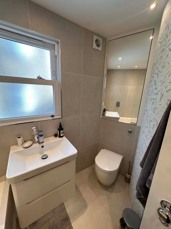 Room Beauchamp Road in Greater London