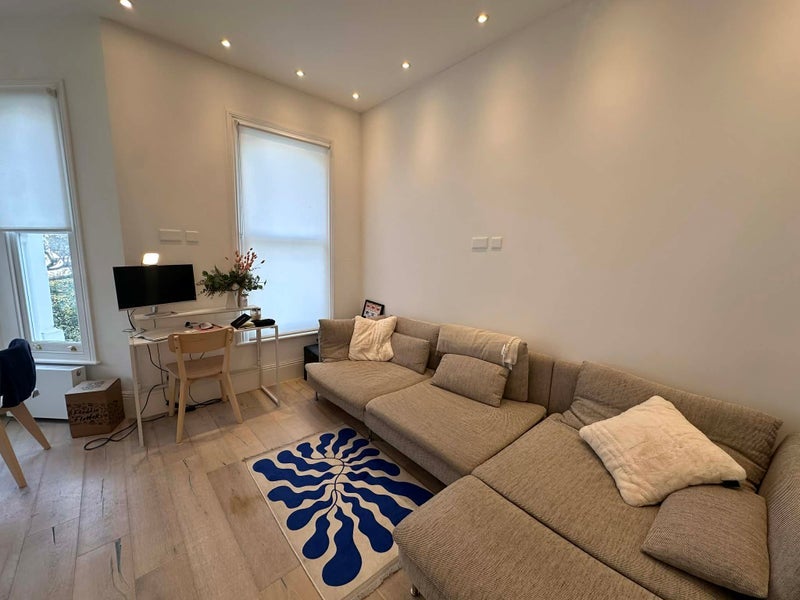 Room Beauchamp Road in Greater London