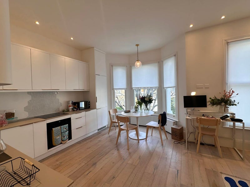 Room Beauchamp Road in Greater London