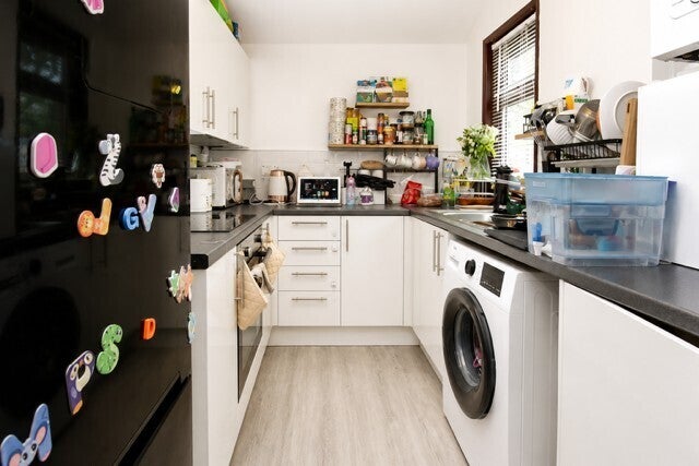 House Broomfields in Basildon