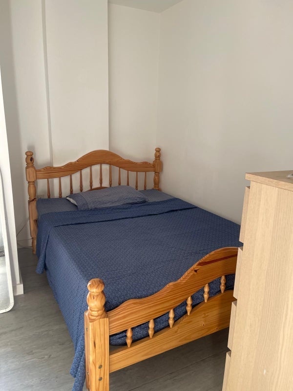 Room Scena Way in Greater London