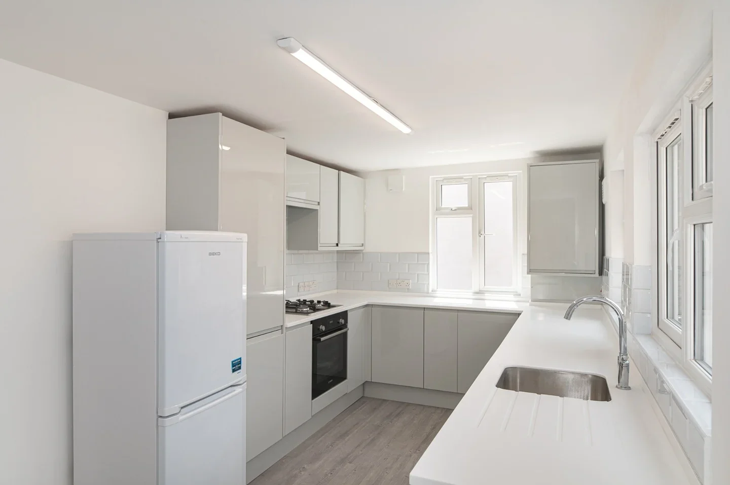 Flat Marmion Mews in Greater London