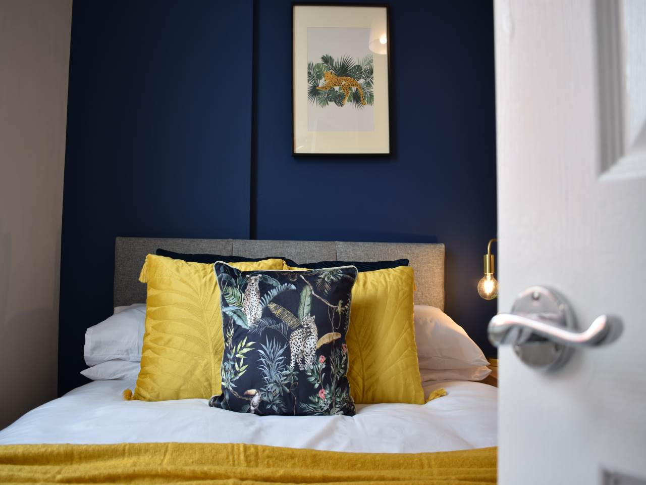 Room Wetherby Grove in Leeds