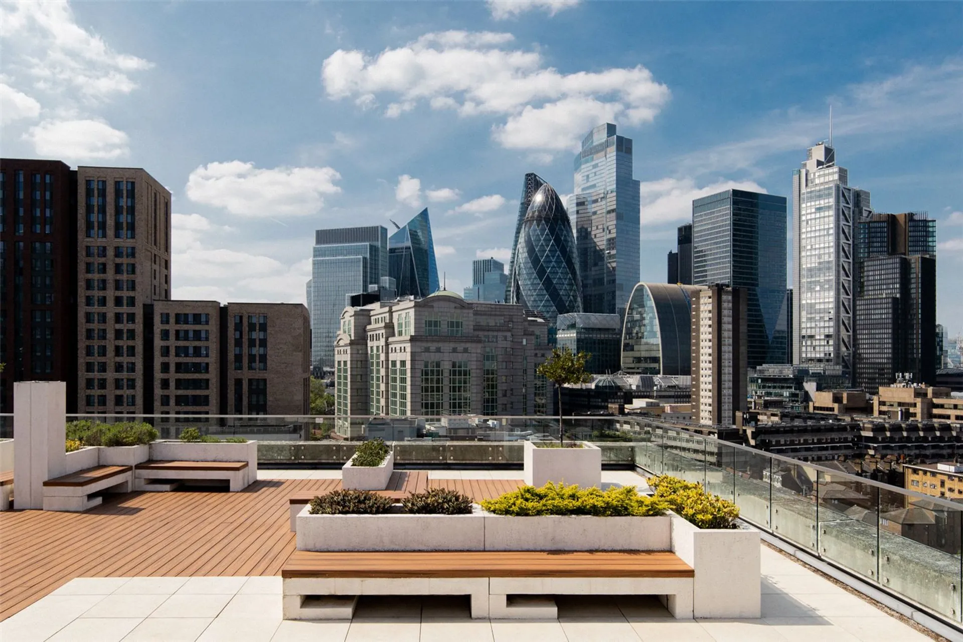 Flat Commercial Street in Greater London