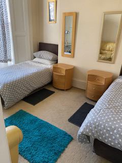 Room Berriman Road in Greater London