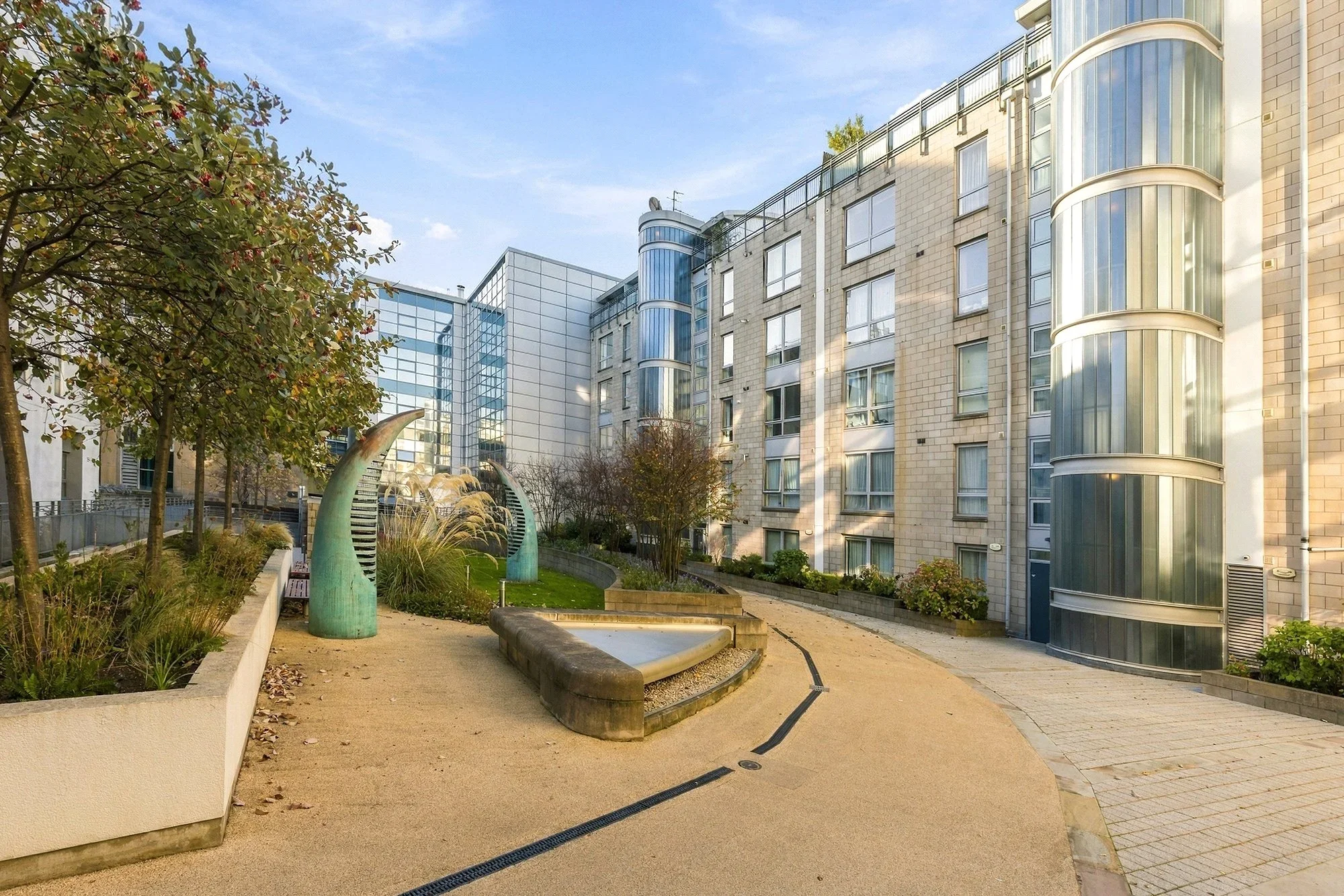 Flat Gardner's Crescent in Edinburgh