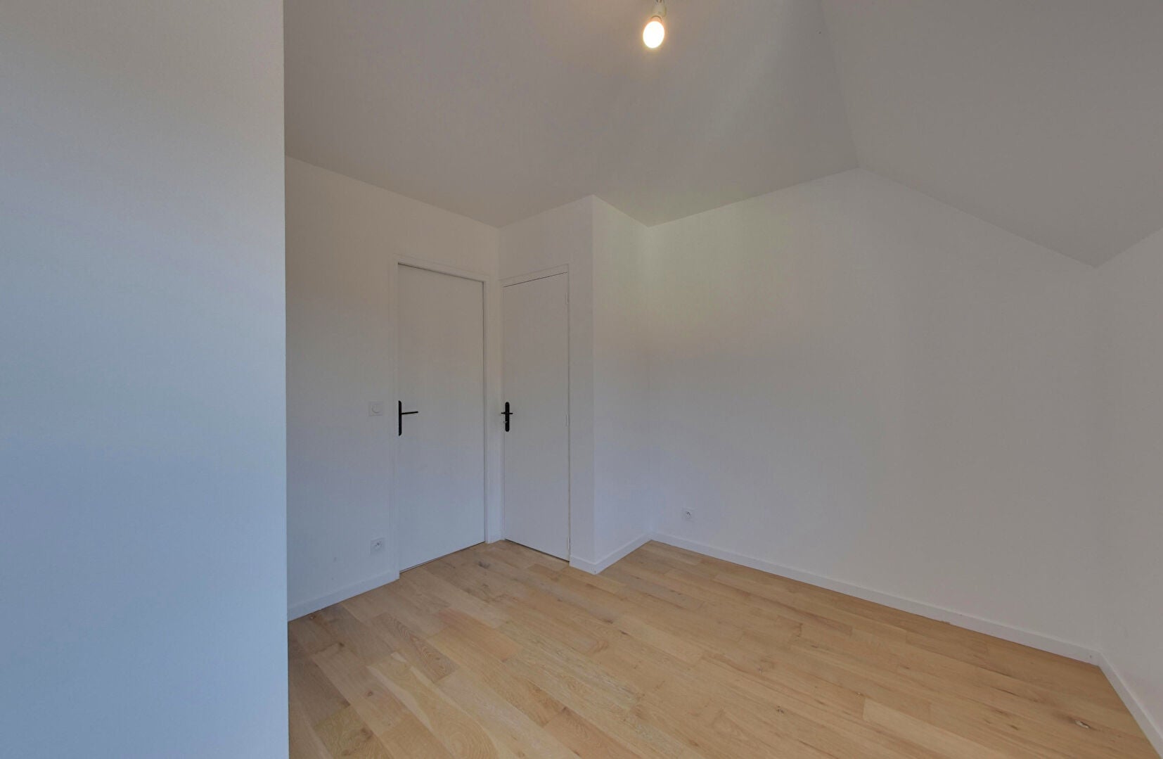 Flat Rue de Druyes in Courson-les-Carrières