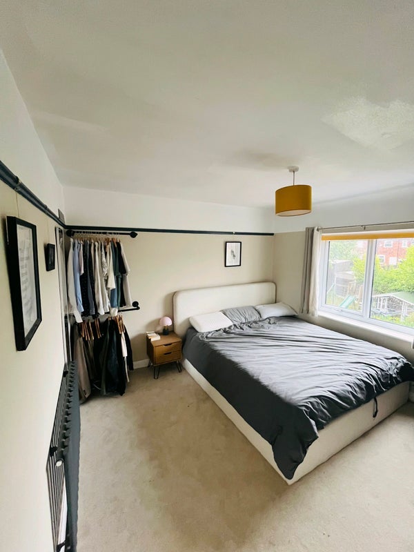 Room Heywood Road in Prestwich