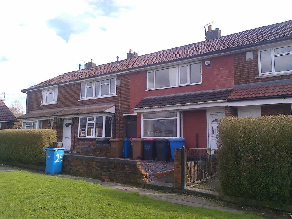 House Thornfield Grove in Salford