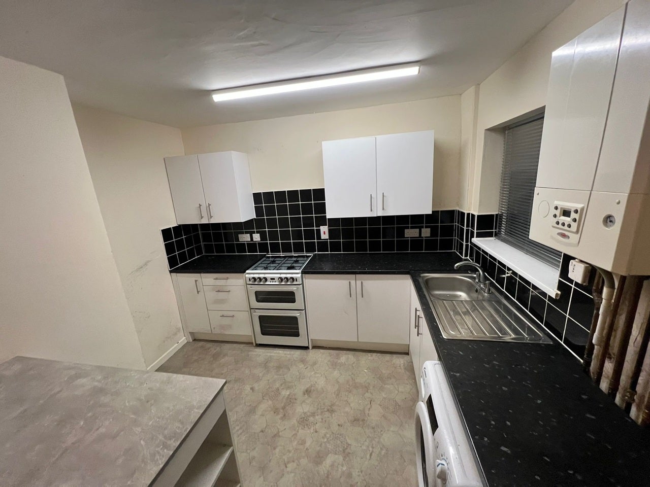 House Thornfield Grove in Salford