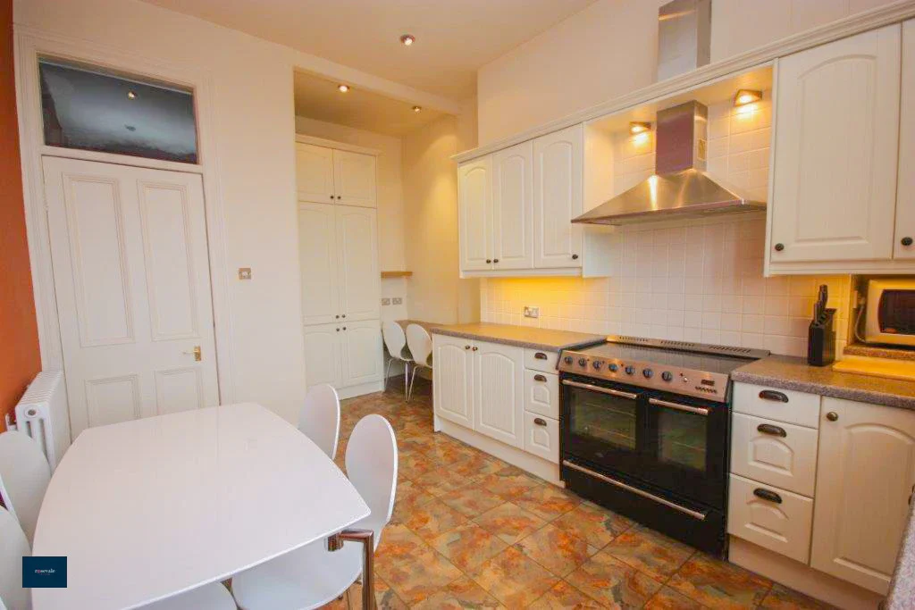 Flat Polwarth Street in Glasgow