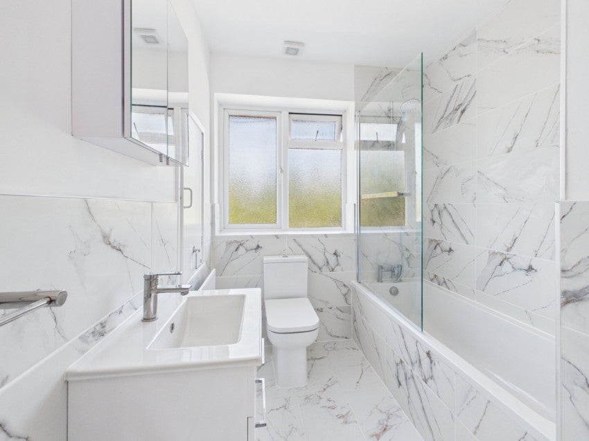 Flat Marsham Way in Gerrards Cross