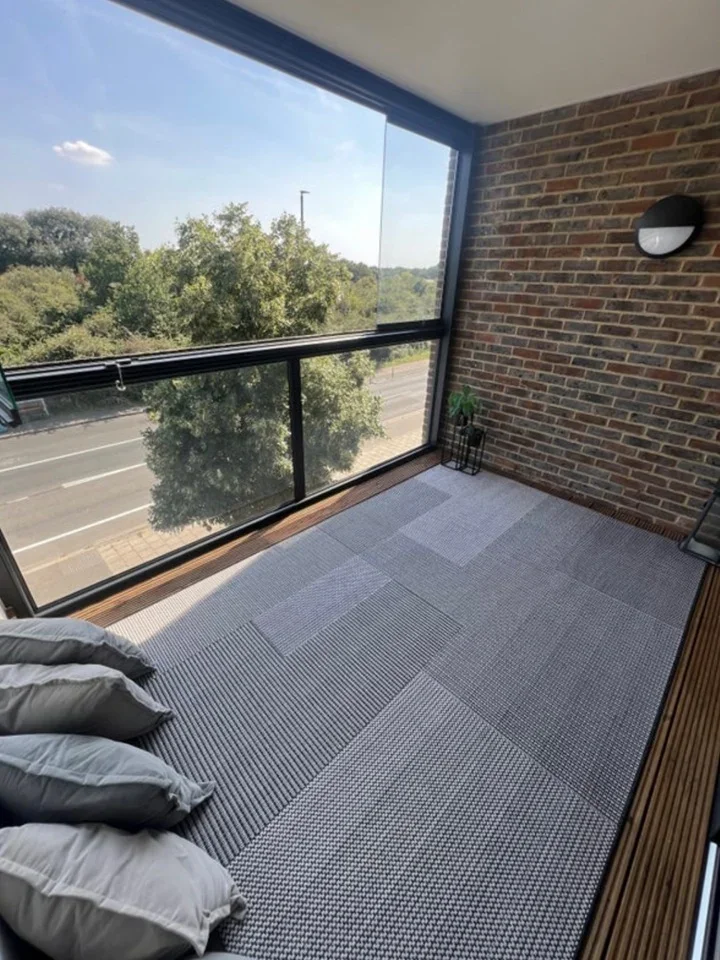 Room Staines Road in Greater London
