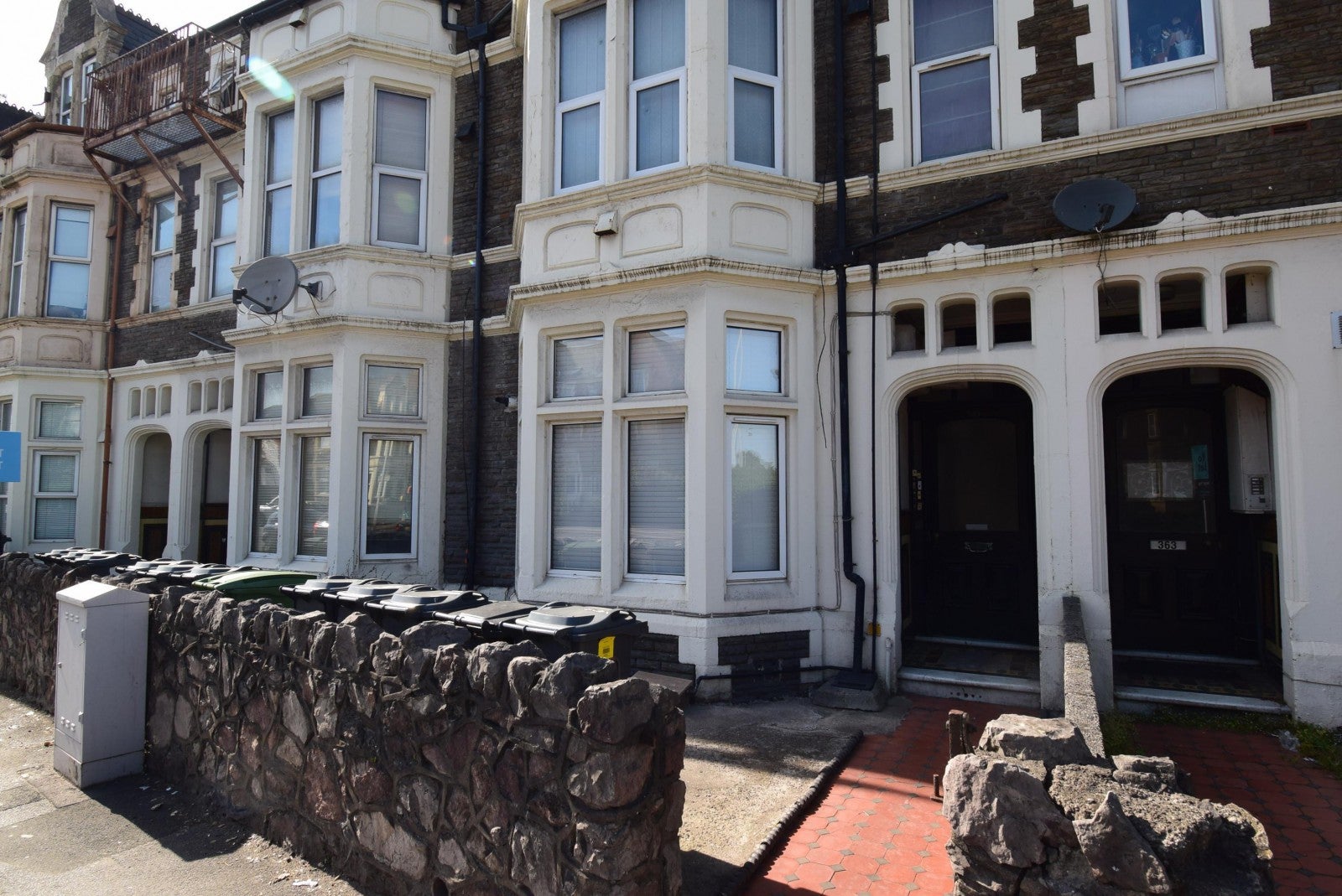 Flat Newport Road in Cardiff