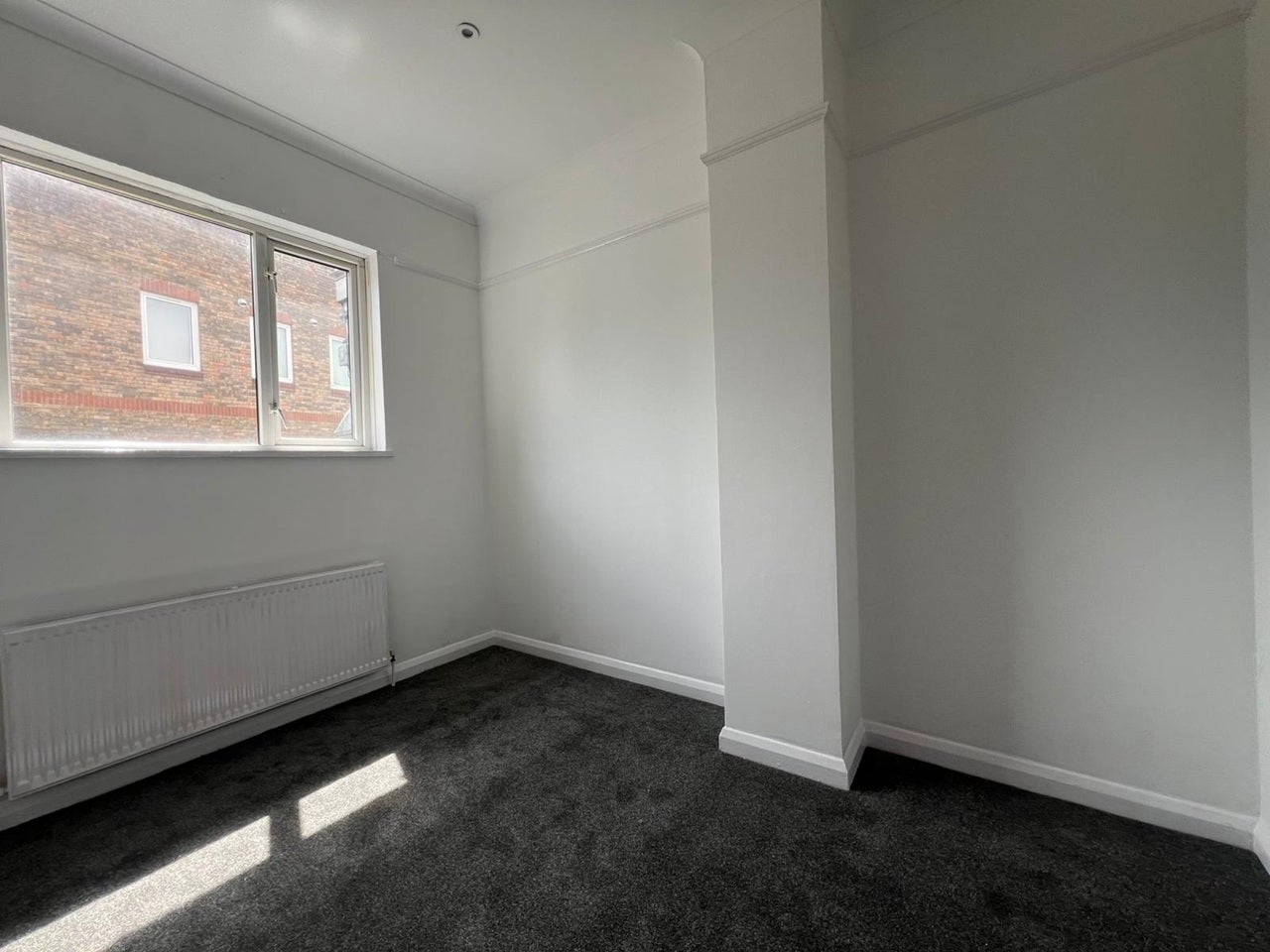 Flat Croydon Road in Greater London