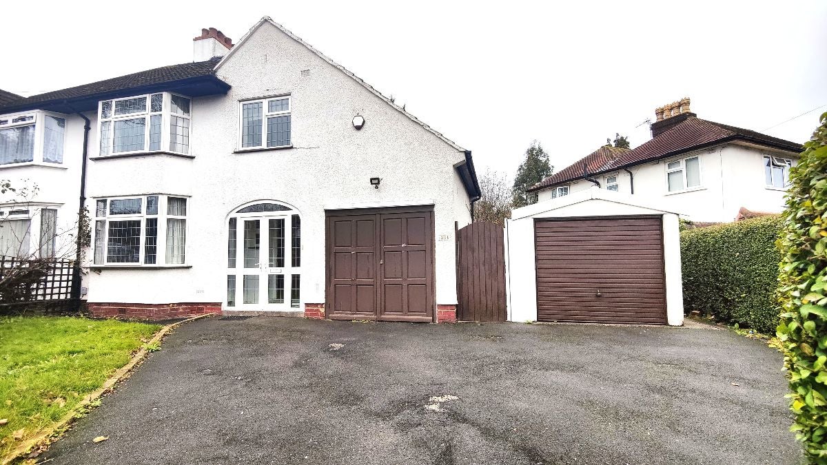 House Yardley Fields Road in Birmingham