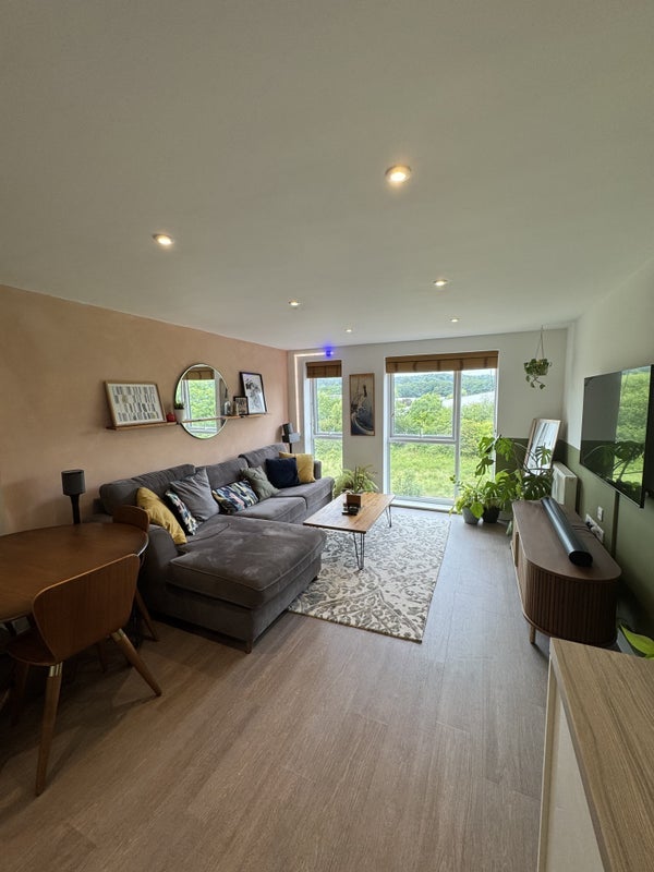 Room Colliery Close in Bristol