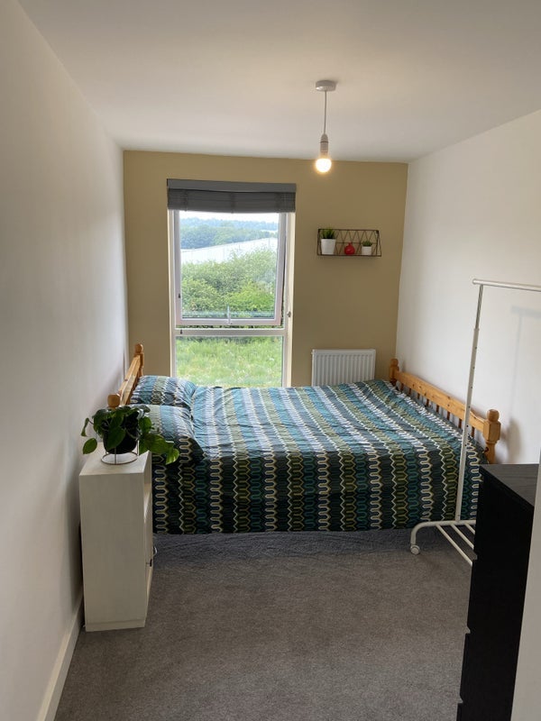 Room Colliery Close in Bristol