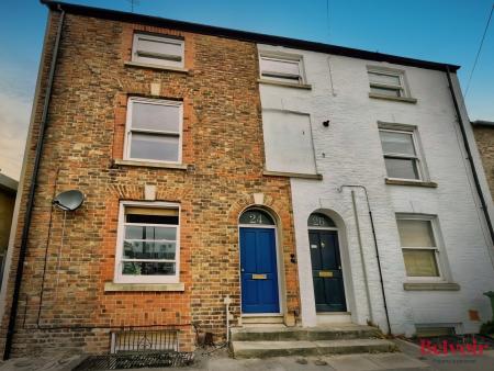 Flat Saint James Street in Cheltenham