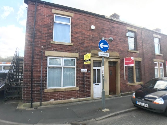 Flat Nuttall Street in Blackburn