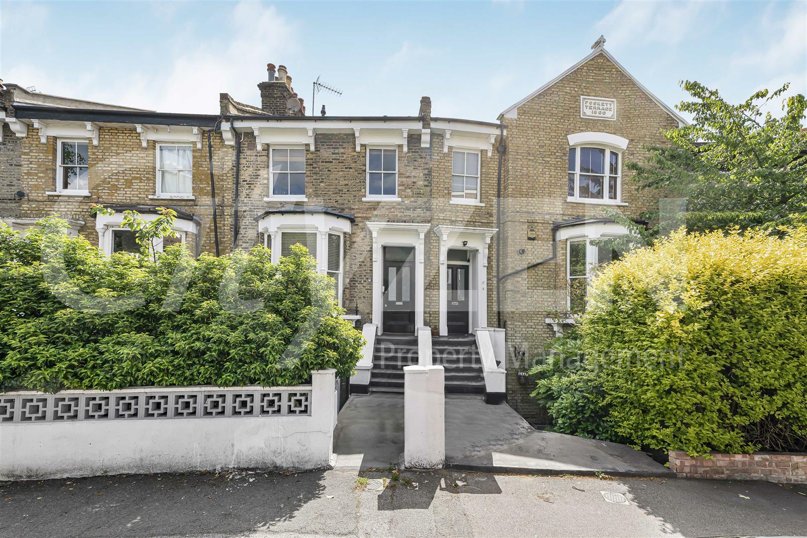 Flat Shacklewell Lane in Greater London