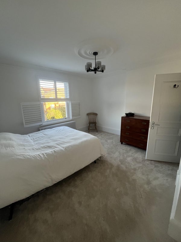 Room Lushington Road in Greater London