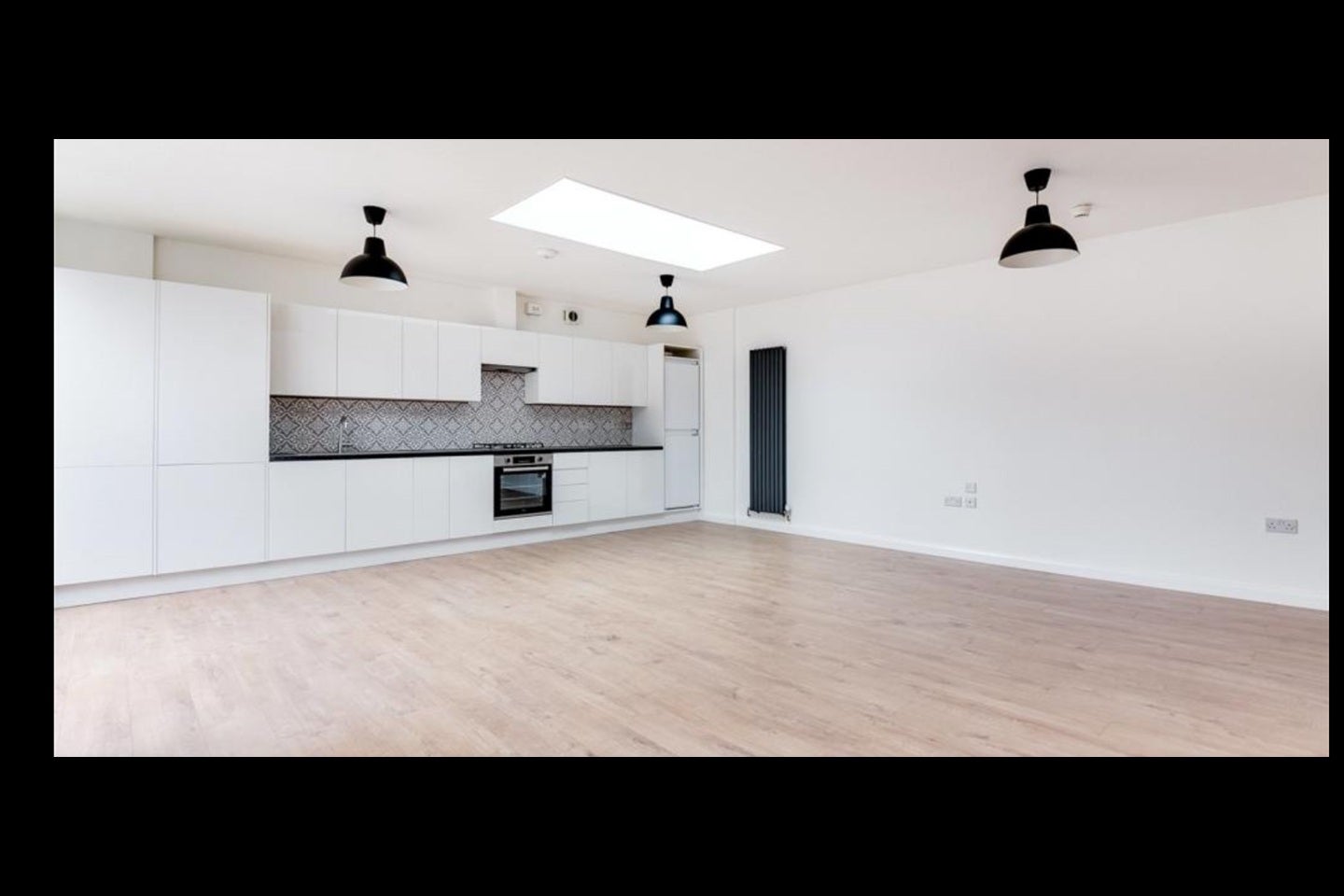 Flat Prothero Road in Greater London
