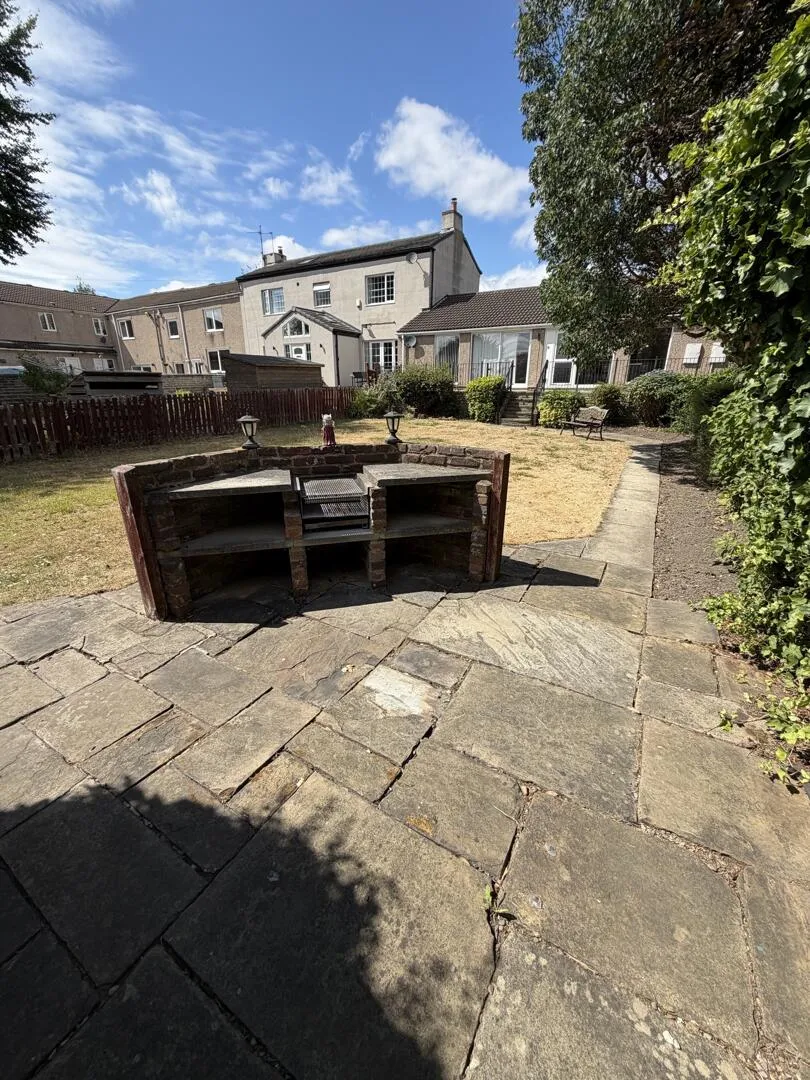 House Lingwell Court in Wakefield