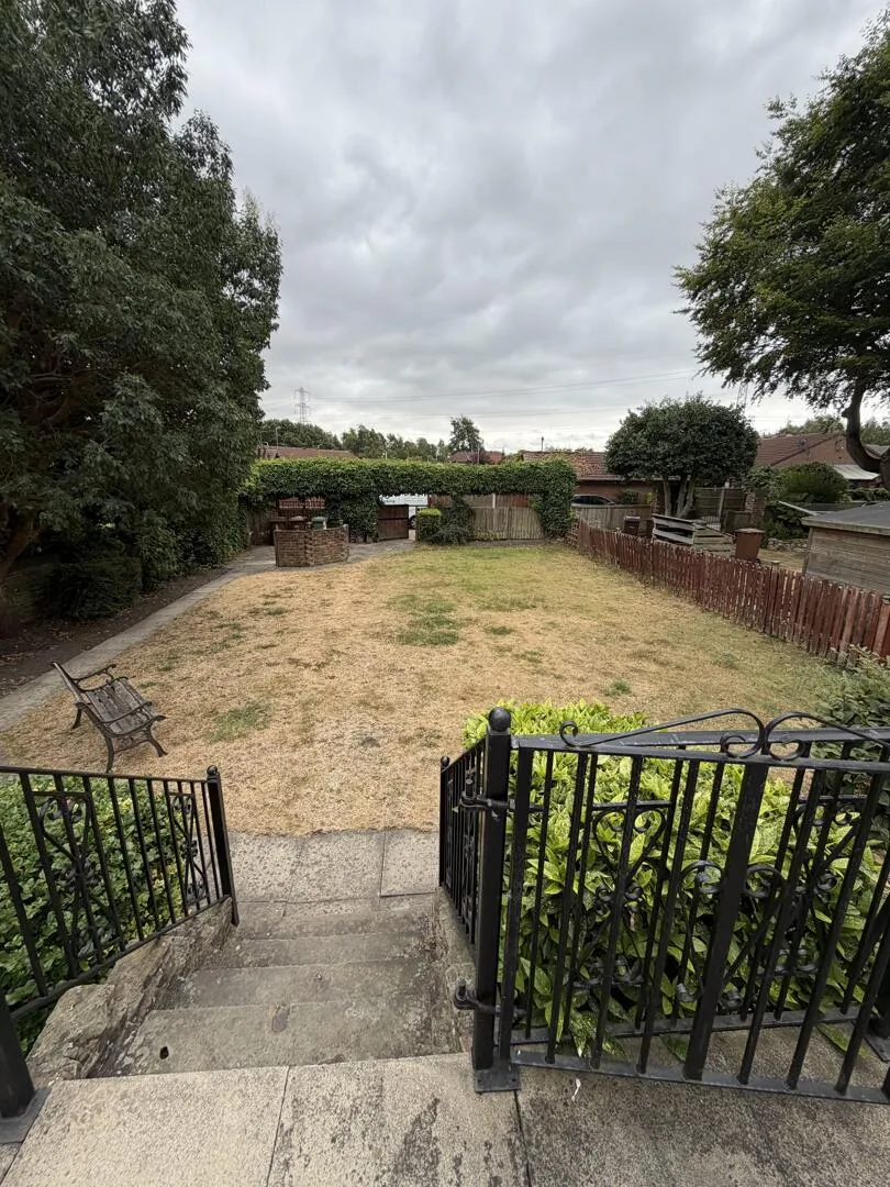House Lingwell Court in Wakefield