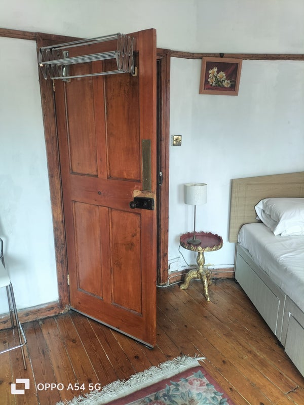 Room Regency Street in City of Westminster