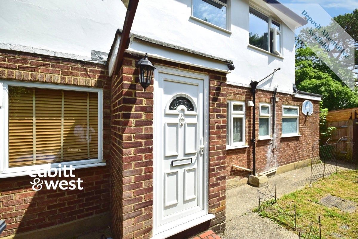 Flat Twickenham Close in Greater London