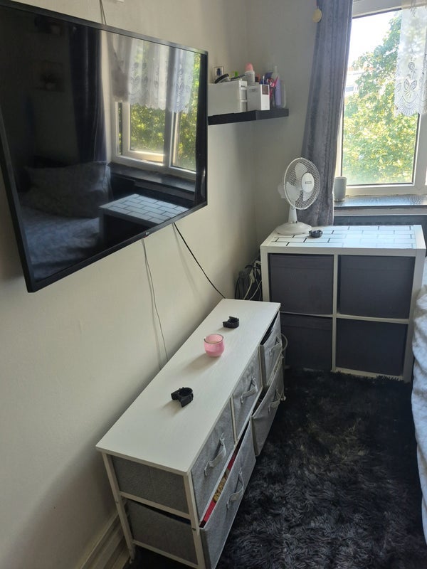 Room Clapham Road Estate in Greater London